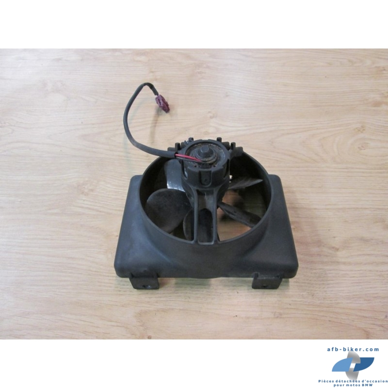 Le ventilateur de radiateur en bon état, fonctionnement vérifié.