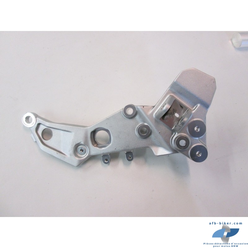 Platine repose-pied avant droit de BMW f 750 gs - f 850 gs / gsadv
